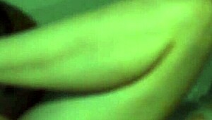 Miley Grey's Big-Ass Moans Loudly, Then Squirts in Bed – What a Show!