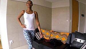 Does The Tight Ass Black Babe Deepthroat White Dick And Take Anal In Casting?