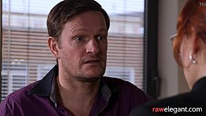 Гърдеста спекслесбийка се наслаждава от гламурозна мадама в орално удоволствие