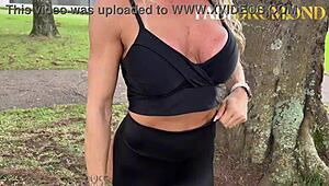 Gostosa Milf Hunts Big Dick In Park