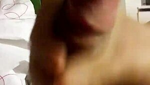 Amateur Masturbation with Large Penis