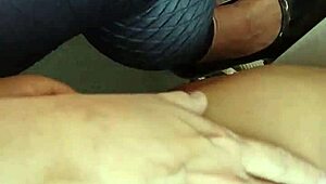 i'm stalking a curvy mature milf on lima streets