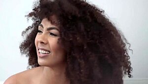 yo, teen nia nixon is a total freak riding hard