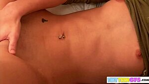 brookeskye enjoys fingering pleasure