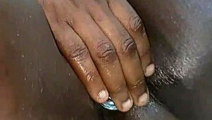 ebony babe squirts solo 😍