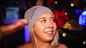 Colombian slut calls boyfriend for facial cumshot on webcam!