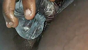 ebony babe squirts solo 😍