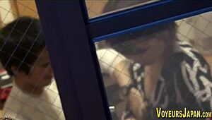 日本人レズ女たち覗き見ガン見