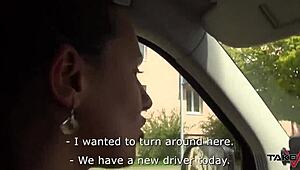 Mea Melone poluje na ofiarę do publicznego rżnięcia w aucie