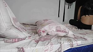 Amateur girl performs delicious rimjob on ass