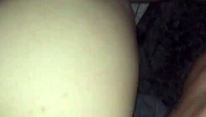 does that fat pussy take a big cock pounding?