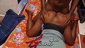 Przestronne rżnięcie w psie z Vero i Gcentem, mokra cipka, ciasny orgazm