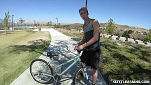 Vina Sky, weź tego długiego kutasa teraz!