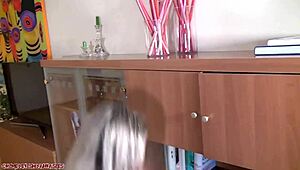 Lesbian thieves clash in leather with scissorhold facesitting! 🔥