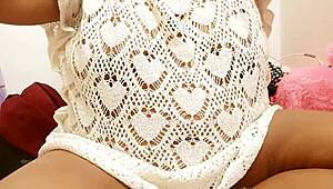 Vau, Poglej To Bengalsko Seksi Punco Razkazuje na Spletki Zdaj!