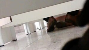 Pega��o No Banheiro Do Shopping Gay