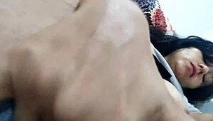 このデカくてジューシーまんこ見てみろ😍