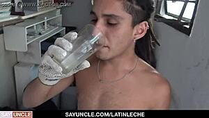 Latina amateurs suck and fuck for extra cash