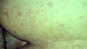 Él me folló íntimamente hasta correrse