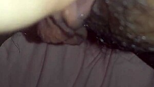 집에서 큰 보지 꼴리게 애태우는 홈메이드