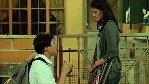 Enrique Gil and Liza Soberano Share Intimate Kiss