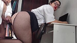 the horny secretary with big ass gets cum in mouth from boss