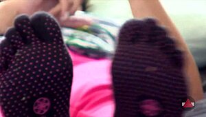 Her toe socks make me so hot, she moans during masturbation