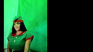 stepdad’s mood lifts with my sexy elf homemade clip