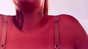 eu na academia fazendo cardio tirei camiseta fiquei de sutia tesao grande bucetinha molhadinha