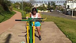 yo, wanna see this hot latina flash tits and suck in public streets?