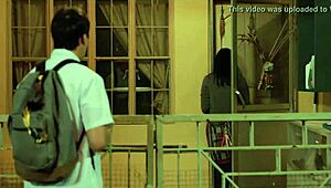 Enrique Gil and Liza Soberano Share Intimate Kiss