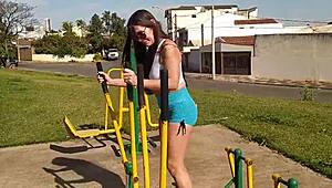 yo, wanna see this hot latina flash tits and suck in public streets?