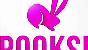 gorgeous 19yo andy, wanna see me finger and fuck a vibrator in the shower?