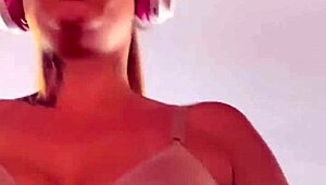 eu na academia fazendo cardio tirei camiseta fiquei de sutia tesao grande bucetinha molhadinha