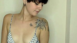 big tits brunette babe shows off while cleaning house downblouse