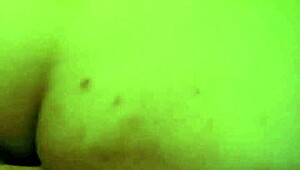 This amateur slut loves her fuck toys in action