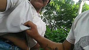 omg, parte 2 of horny lesbians getting wild, licking coños in public park! 🔥