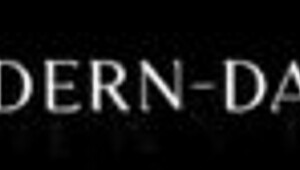 Kto ma naplní prvý spermou? Černoška túži po súperiacich chlpkoch