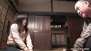 mature brunette works her wet cunt for perfect release