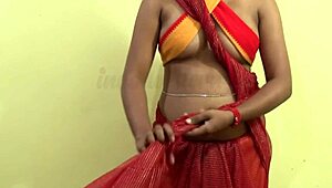 retro style saree for fashion show?