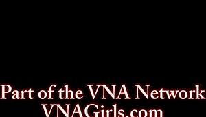 Hot Jennifer White milks that cock so good 😍