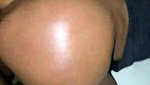 Ebony milf moans dirty talk while fucking big cock?