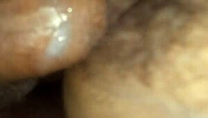Watch this mature pussy get wet in close-up, do you like it?