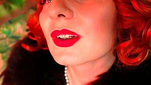 Lipstick fetish goddess Arya Grander dominates in fur and leather.
