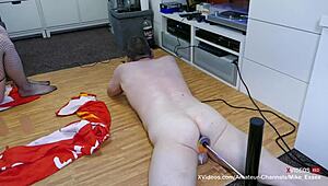 feeling wild with an anal alien dildo on a crazy fucking machine