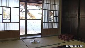 mature brunette works her wet cunt for perfect release