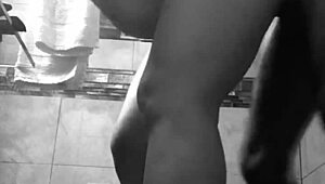 Polvo rápido en el baño