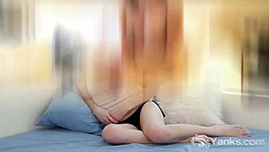 Yanks Gina Cherie Rubs Her Clit