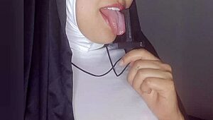 Sor Rita Masturbates With Dildo Until Pussy Drips
