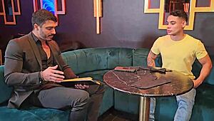 Intriguing free preview of rough gay casting with muscular bodybuilder in bareback socks